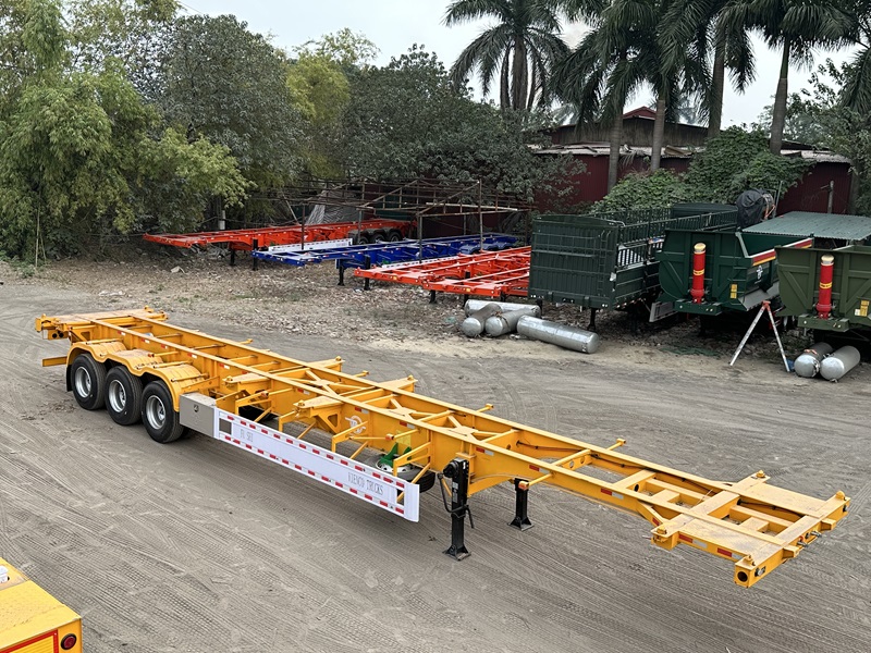 Sơmi rơ-mooc xương, 3 trục, 45FT (Không bình nước)